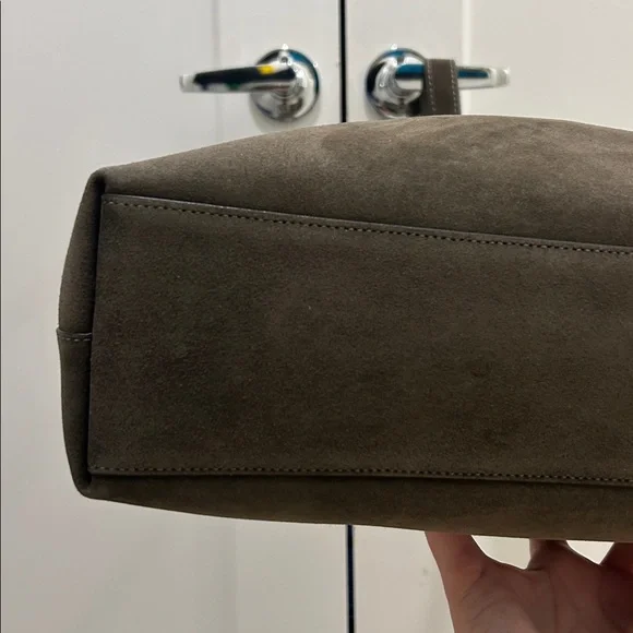 Coach (NWT) Brooklyn Shoulder Bag 39 in Brass/Olive Suede - Picture 12 of 17